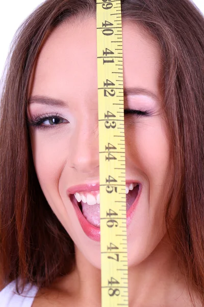 測定テープと美しい若い女性をクローズ アップ — ストック写真