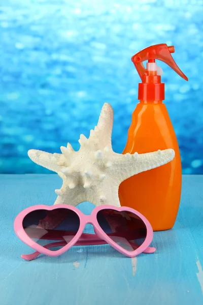 Beach items on beach background — Stock Photo, Image