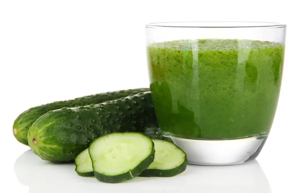 Succo vegetale verde isolato su bianco — Foto Stock