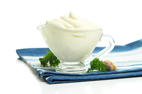 Crème sure isolée sur blanc — Photo