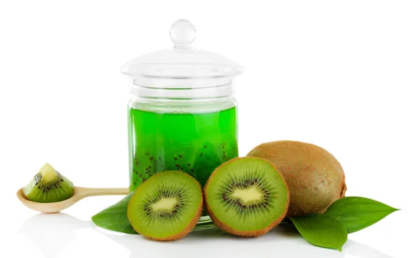 Smakelijke kiwi jam geïsoleerd op wit — Stockfoto