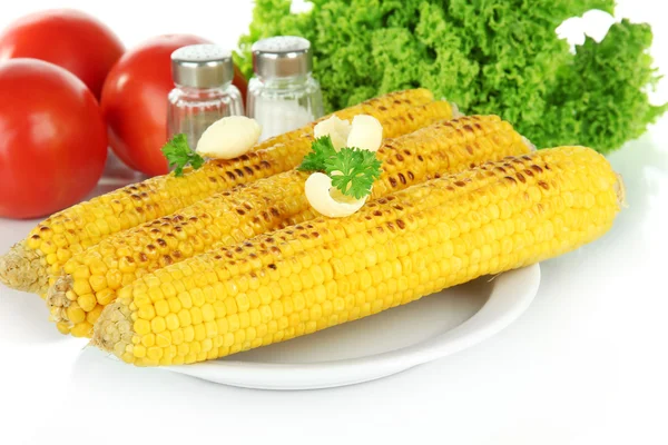 Delicioso maíz dorado a la parrilla con mantequilla aislada en blanco —  Fotos de Stock