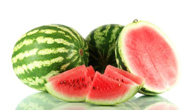 Olgun karpuz üzerinde beyaz izole