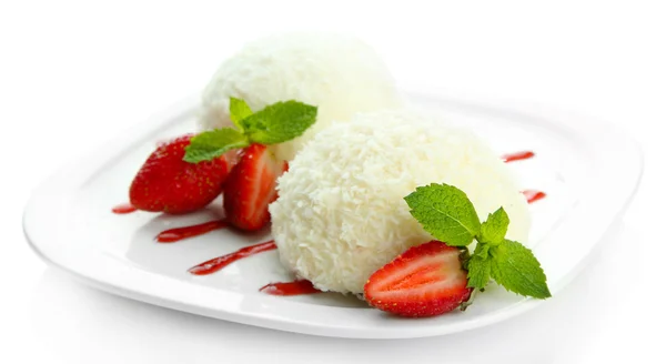 맛 있는 코코넛 케이크 흰색 절연 — 스톡 사진