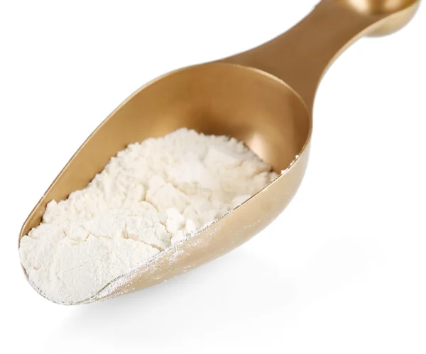 Fullkornsmjöl i scoop isolerad på vit — Stockfoto