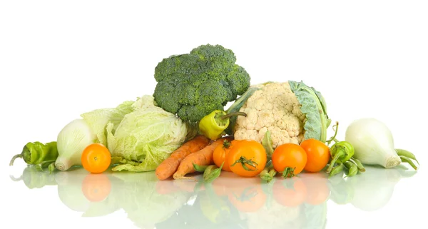 从白菜中分离出来的新鲜蔬菜 — 图库照片