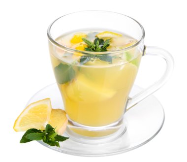 çay beyaz izole zencefil ile