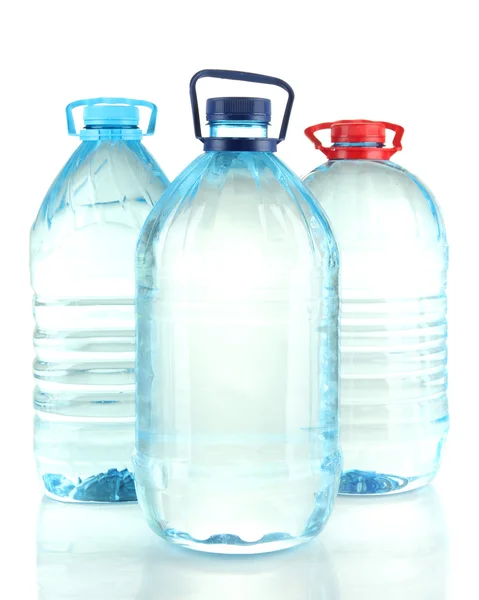 Μπουκάλια νερού, που απομονώνονται σε λευκό — Φωτογραφία Αρχείου