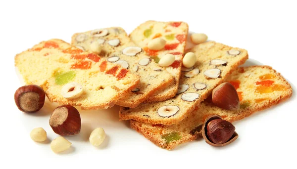 Biscotti aux noix et fruits confits, isolé sur blanc — Photo