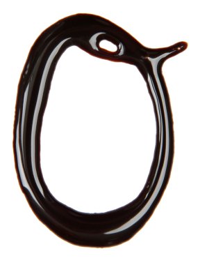 küçük harf çikolata şurubu, beyaz izole yapılmış alfabesi