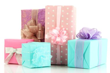 güzel parlak hediyeler, üzerinde beyaz izole