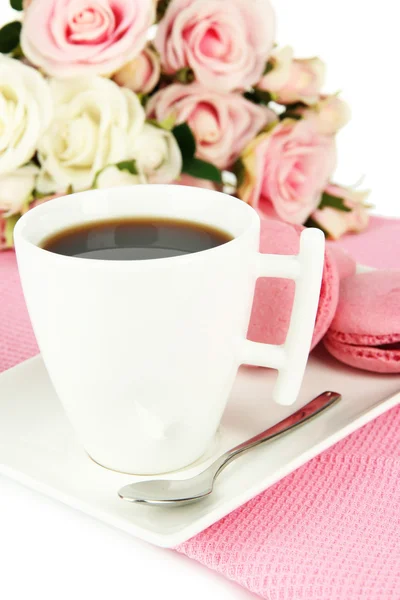 Kaffee und Makronen aus nächster Nähe — Stockfoto