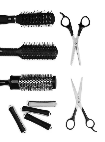 Outils professionnels de coiffeur isolés sur blanc — Photo