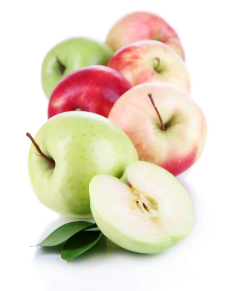 Manzanas dulces aisladas en blanco — Foto de Stock