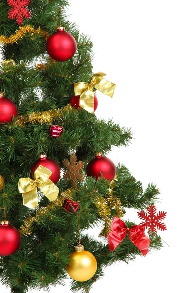 Albero di Natale decorato isolato su bianco — Foto Stock