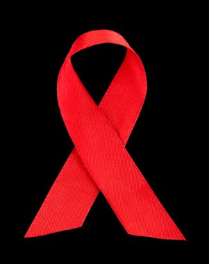 HIV, AIDS üzerine siyah izole kırmızı kurdele