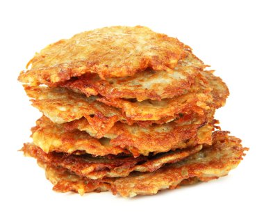 patates gözlemesi, üzerinde beyaz izole
