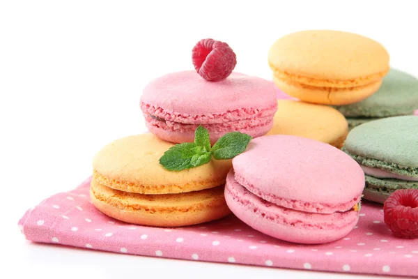 Jemný macaroons izolovaných na bílém — Stock fotografie