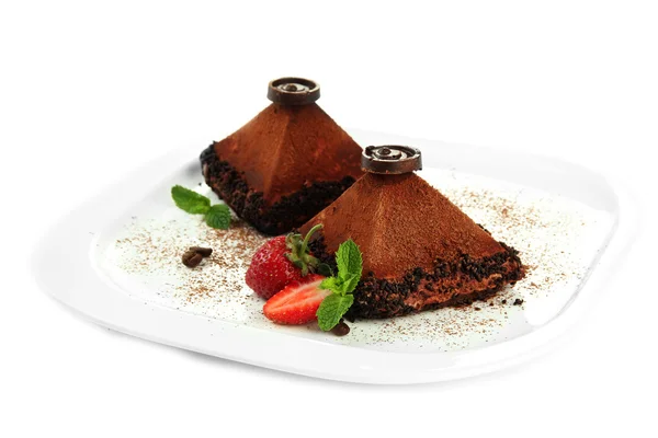 Pyszne czekoladowe ciasta na białym tle — Zdjęcie stockowe