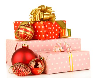 hediyeleri Noel süsleri, üzerinde beyaz izole ile