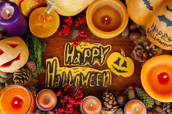 Samenstelling voor halloween met op houten tafel close-up — Stockfoto