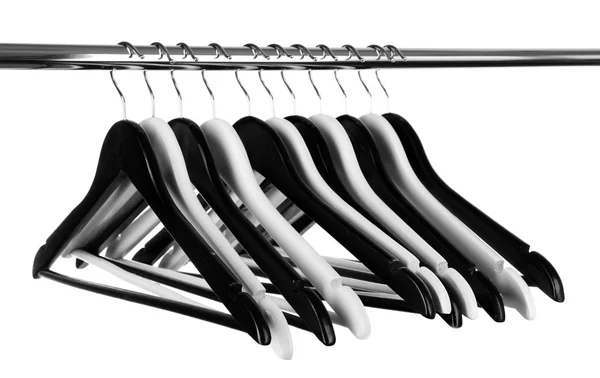 Perchas de ropa en blanco y negro aisladas en blanco — Foto de Stock