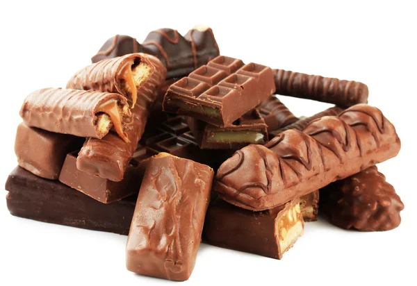 Deliciosas barras de chocolate aisladas en blanco —  Fotos de Stock