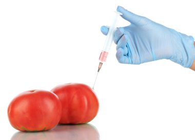 taze kırmızı domates üzerinde beyaz izole içine enjeksiyon