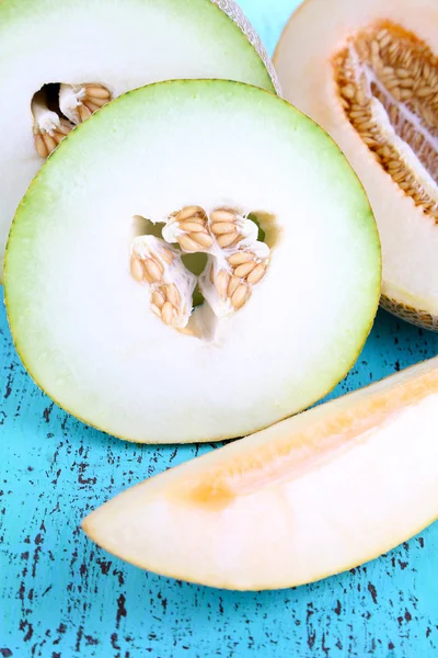 Ripe melons on wooden table close-up — Stock Photo, Image