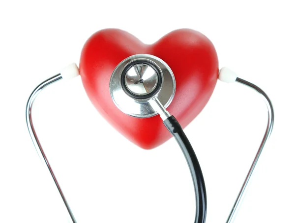 Stetoskop i serce wyizolowane na białym — Zdjęcie stockowe