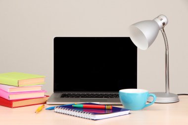 işyeri bilgisayar ile ev, yakın çekim