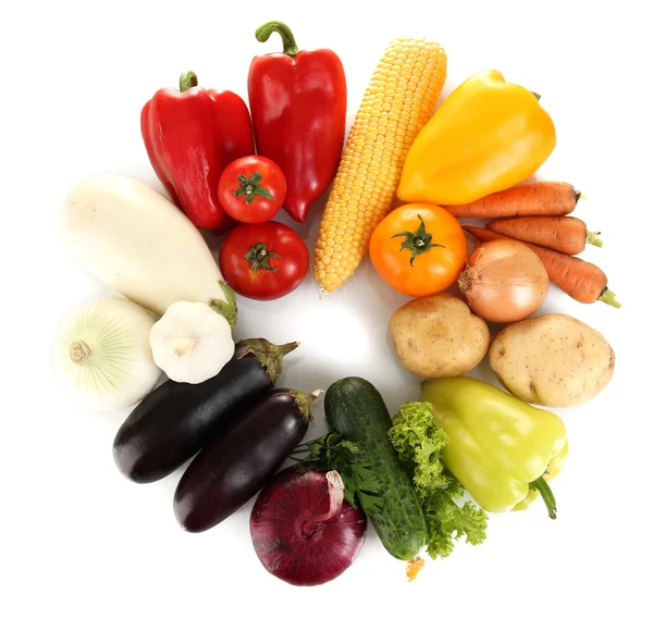 Verduras brillantes y coloridas aisladas sobre fondo blanco — Foto de Stock