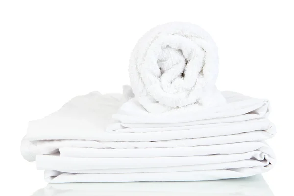 Bedding sheets and towels isolated on white — Stock Photo, Image