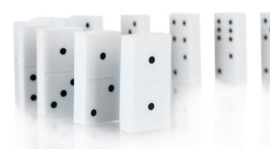 beyaz izole Domino