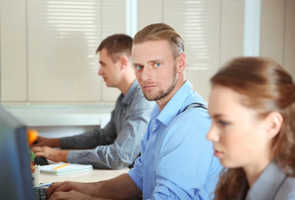 Business people at work place — Stock Photo, Image