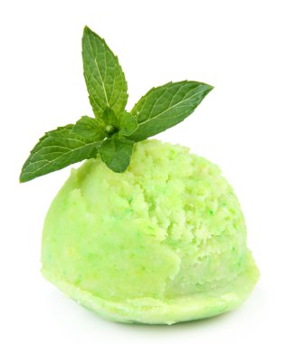 Lezzetli dondurma beyazda izole.