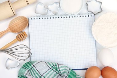 pişirme bir kavram. temel pişirme malzemeleri ve mutfak araçları kapat