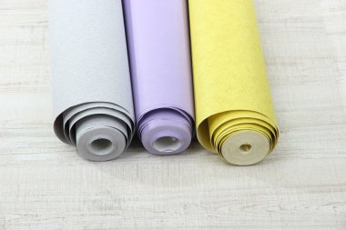 ahşap zemin üzerinde duvar kağıtları