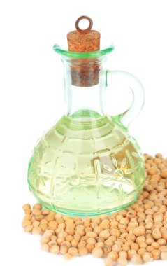 soya fasulyesi ve yağ üzerinde beyaz izole