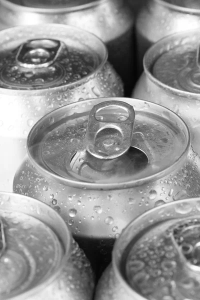 Top of open wet beer can close up — Stock Photo, Image