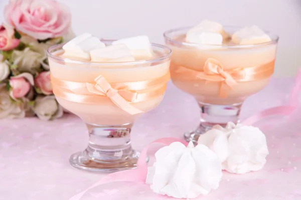 Smaczny jogurt z pianki, z bliska — Zdjęcie stockowe