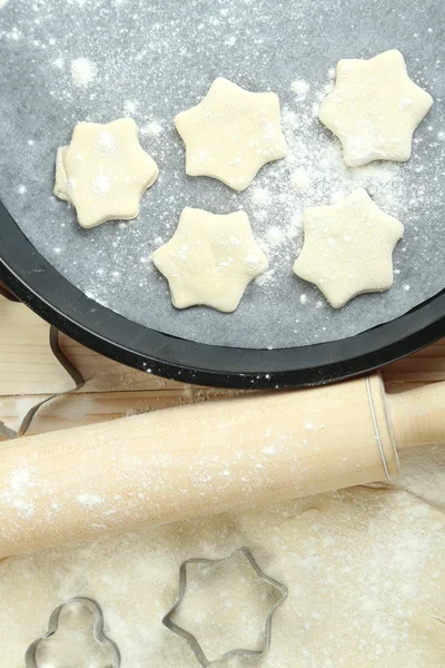 Processen att göra nya året cookies närbild — Stockfoto