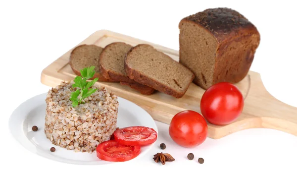 Gryka w płytkę z chleba i warzyw na białym tle — Zdjęcie stockowe