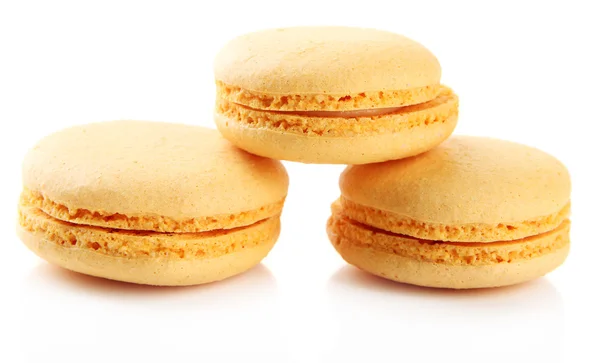 Macaroons suaves isolados em branco — Fotografia de Stock