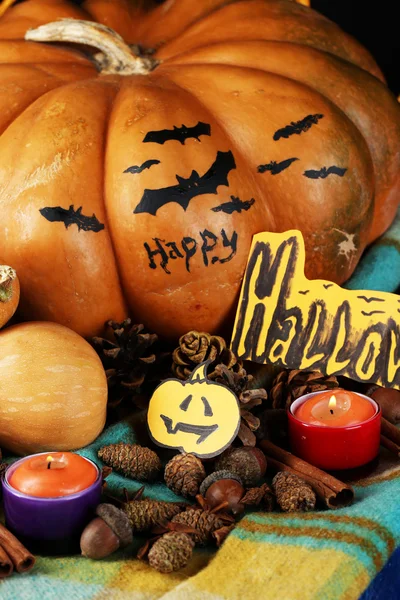 Composición para Halloween con calabazas — Foto de Stock