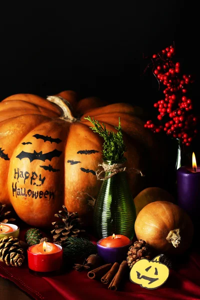 Composição de Halloween com abóboras — Fotografia de Stock