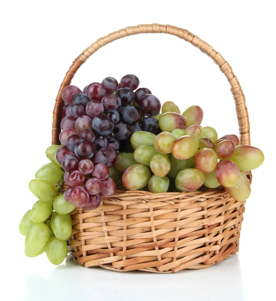 Fresh grape in wicker basket, isolated on white — Stock Photo, Image