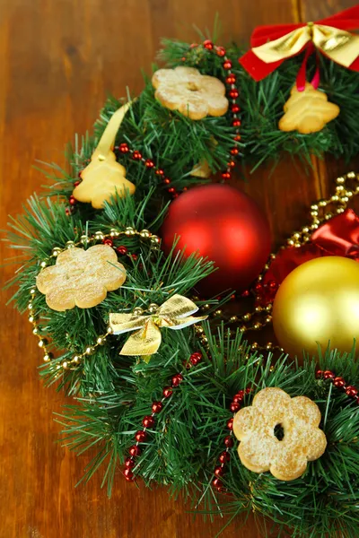 Decoracion con bambu y flores | decoración festiva de la Navidad con