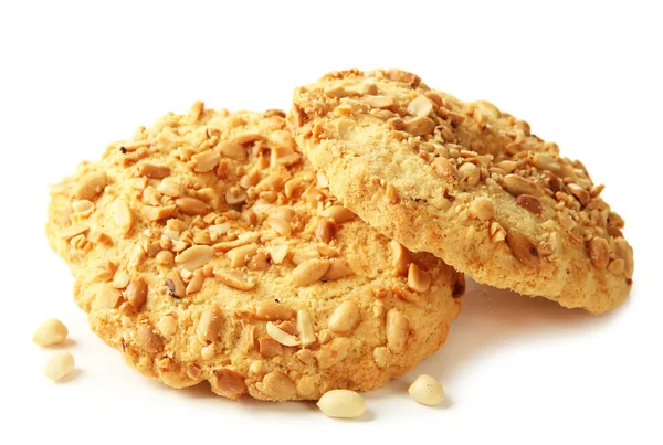 Galletas caseras con cacahuetes, aisladas en blanco —  Fotos de Stock