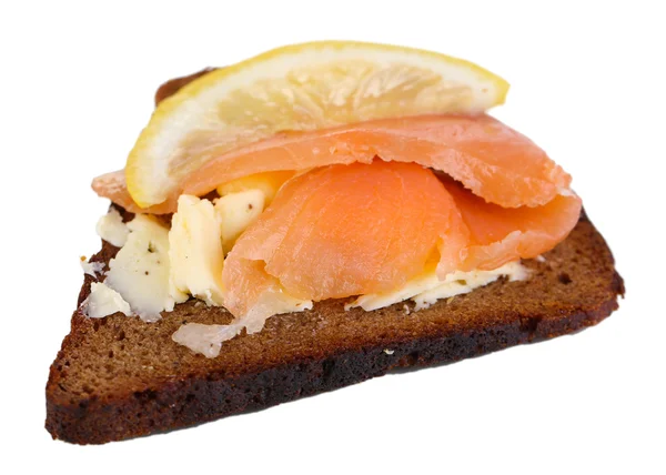 Zalm sandwich geïsoleerd op wit — Stockfoto